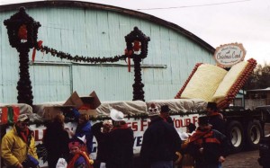 1997 Goodyear Parade Float                        
